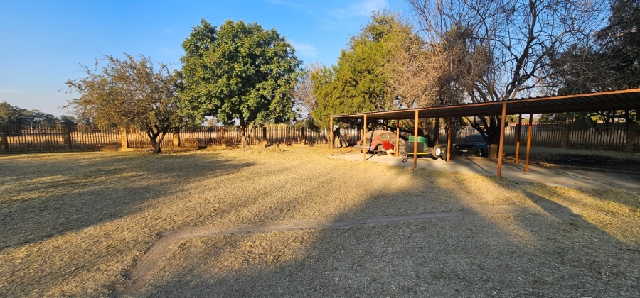 Commercial Property for Sale in Waterglen A H North West